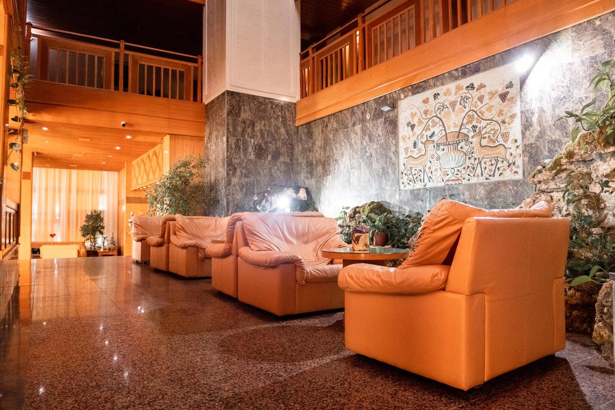 Hotel Molika Magarevo Екстериор снимка