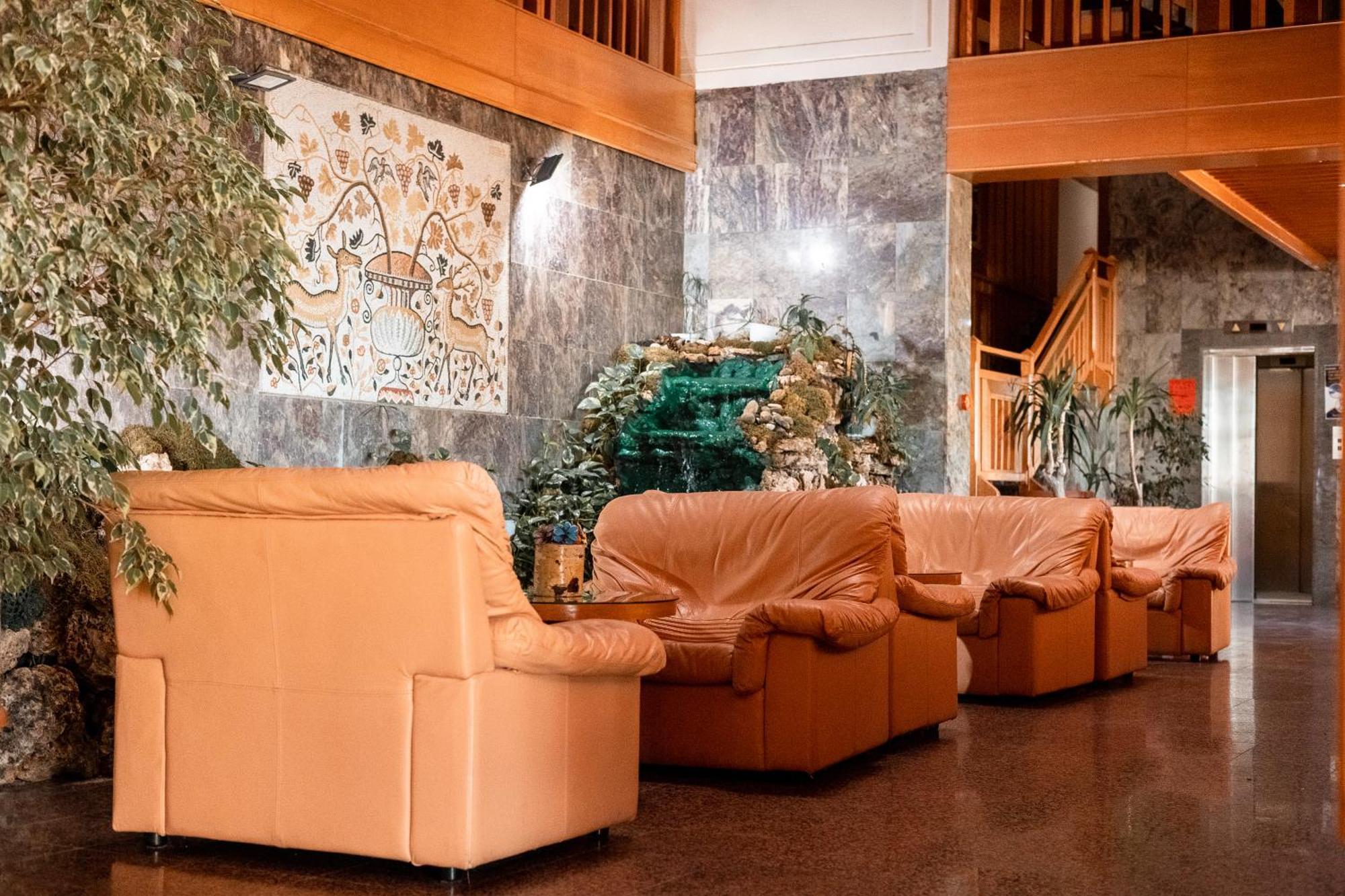 Hotel Molika Magarevo Екстериор снимка