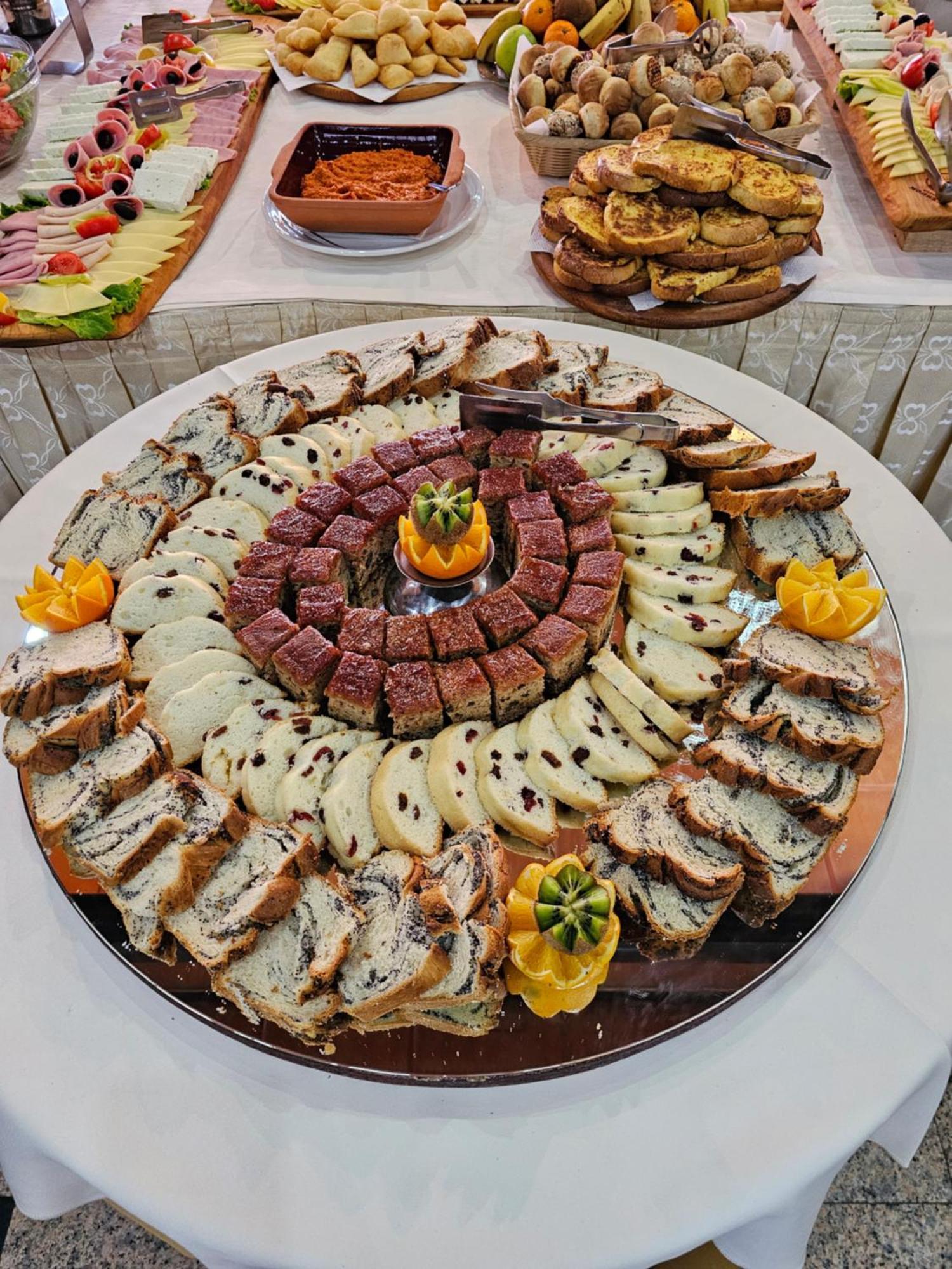 Hotel Molika Magarevo Екстериор снимка