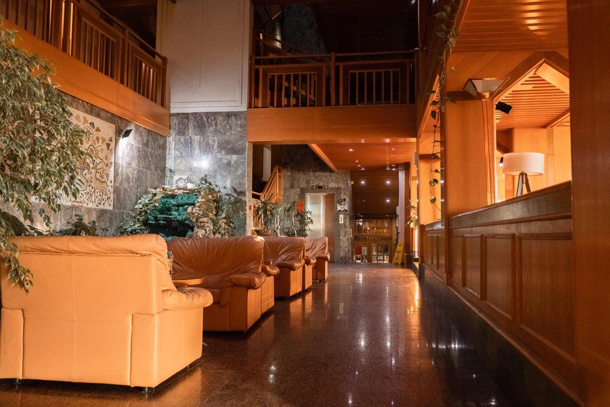 Hotel Molika Magarevo Екстериор снимка