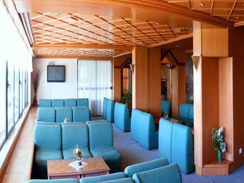 Hotel Molika Magarevo Екстериор снимка